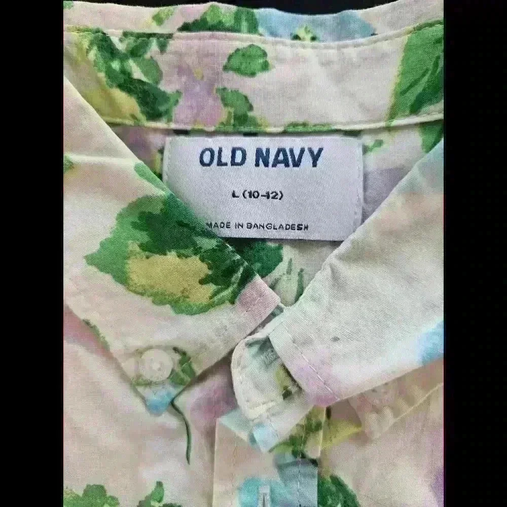 Floral Short Sleeve Button-Up Shirt - Ideal for Casual Wear